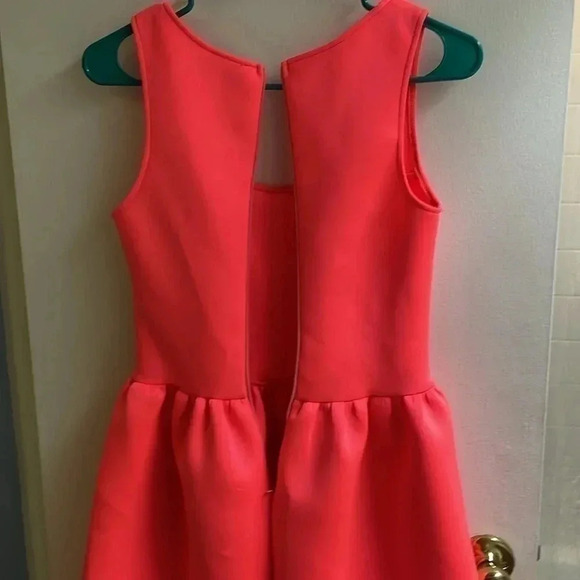 5/$25 Love Ady Bright Florissant Pink Dress with Pockets - Picture 10 of 11
